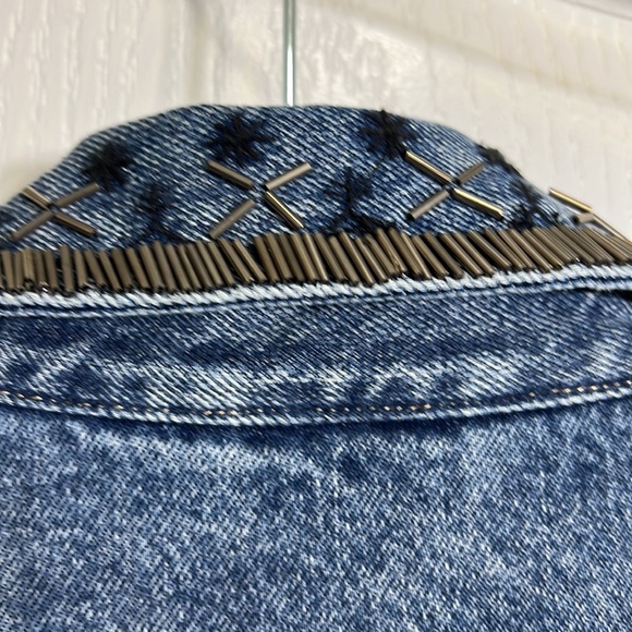 Free People denim jacket we the free size L excellent condition. - Picture 8 of 8
